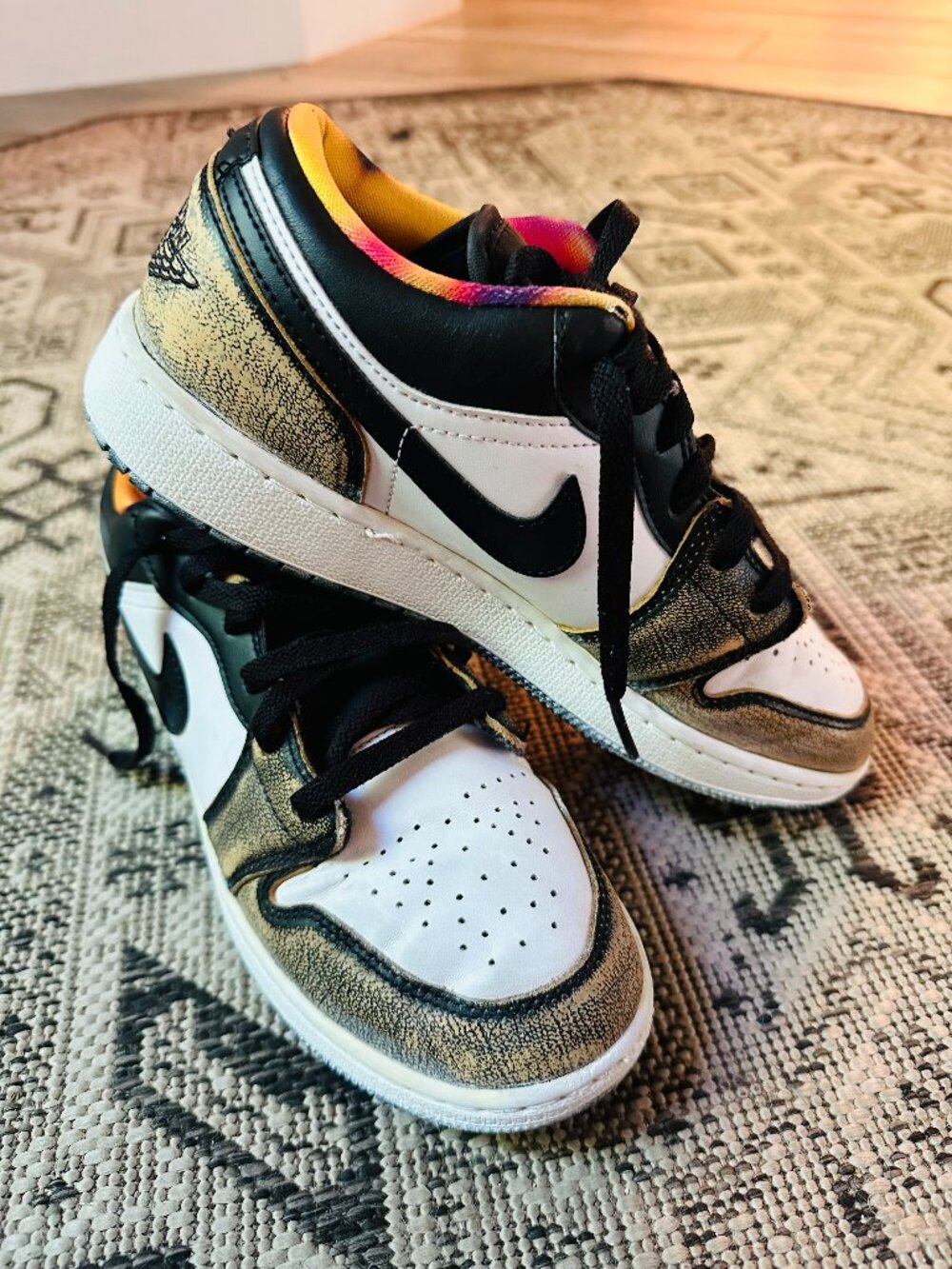 Air Jordan 1 Low SE Wear-Away Onyx Orange Yellow 6Y
